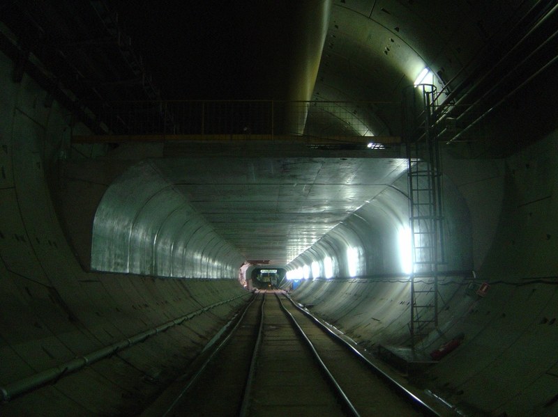 TUNEL.jpg